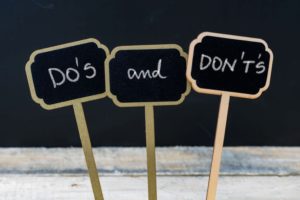 Mini handmade signs spelling Do's and Don't's